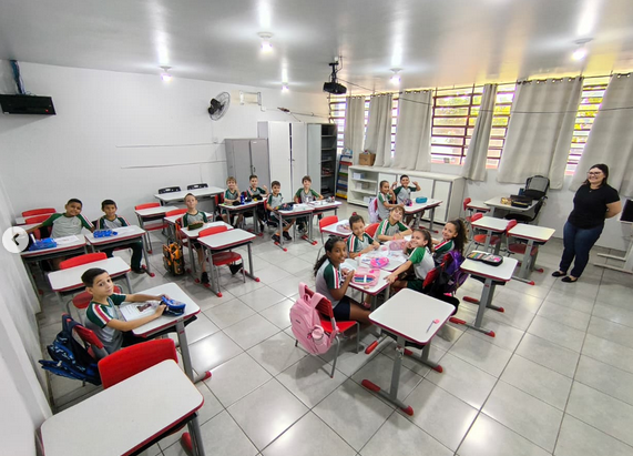 Mais de 6200 alunos retornam  s salas de aula em Marechal Cândido Rondon