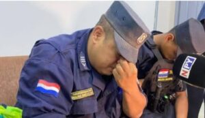 Policiais paraguaios são presos após tentativa de extorquir brasileiros em Ciudad del Este