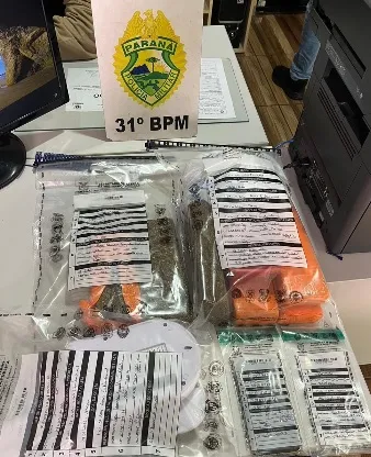 Casal é preso com drogas