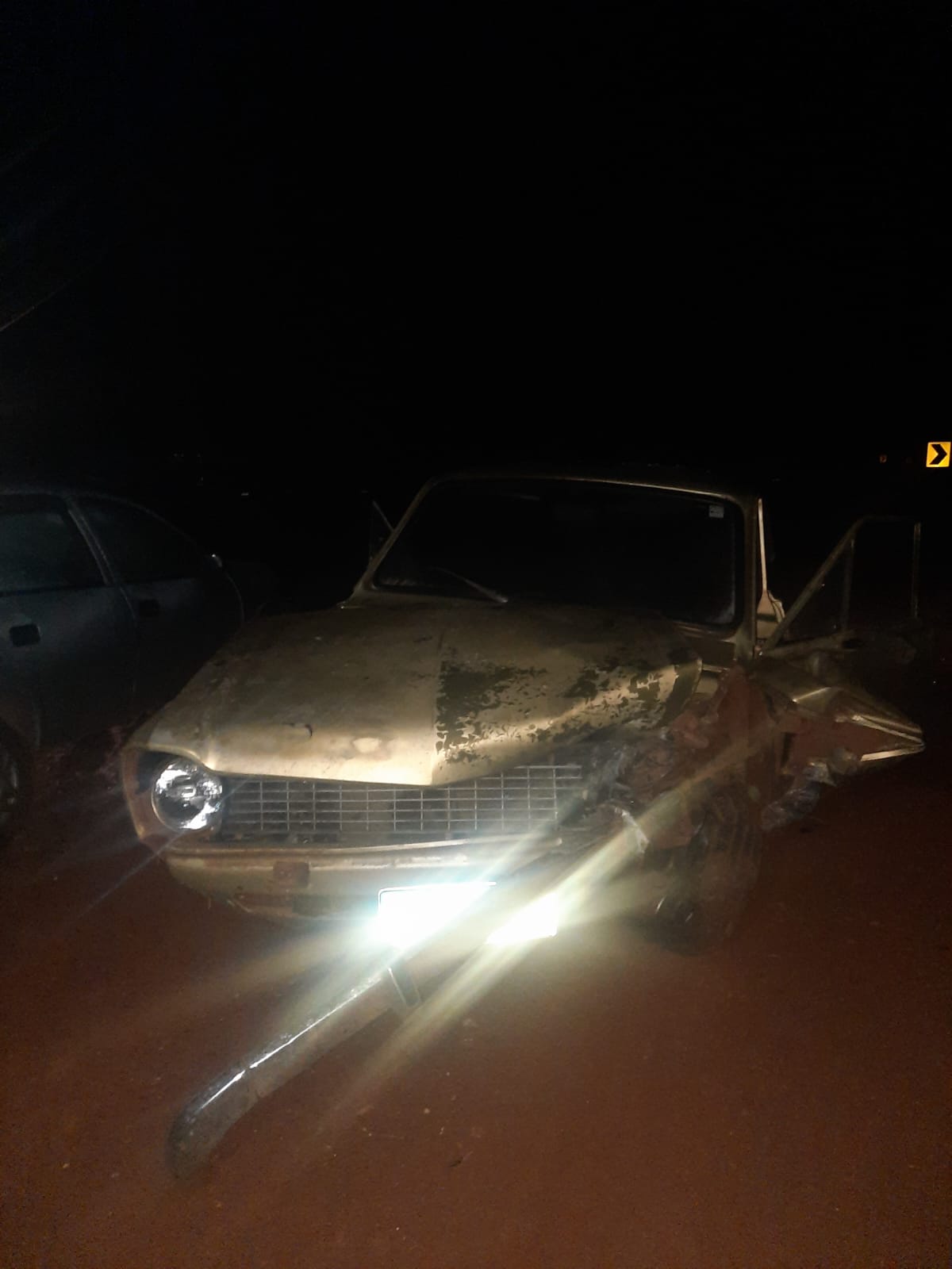 Motorista embriagado causa acidente e é preso pela Polícia Rodoviária