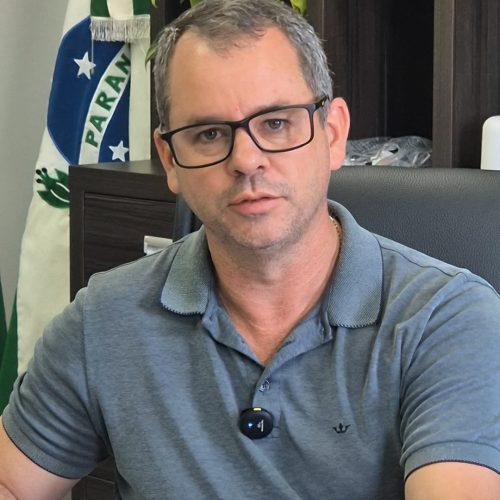 Prefeito de Quatro Pontes assina empenhos do Bolsa Auxílio Educação
