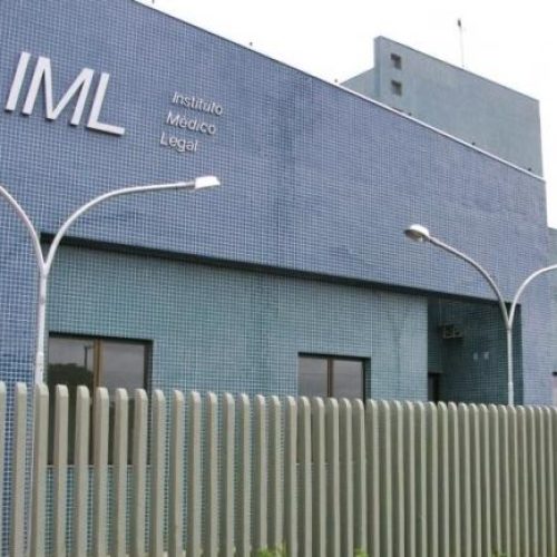 Homens brigam na rua em Toledo. Um morre esfaqueado