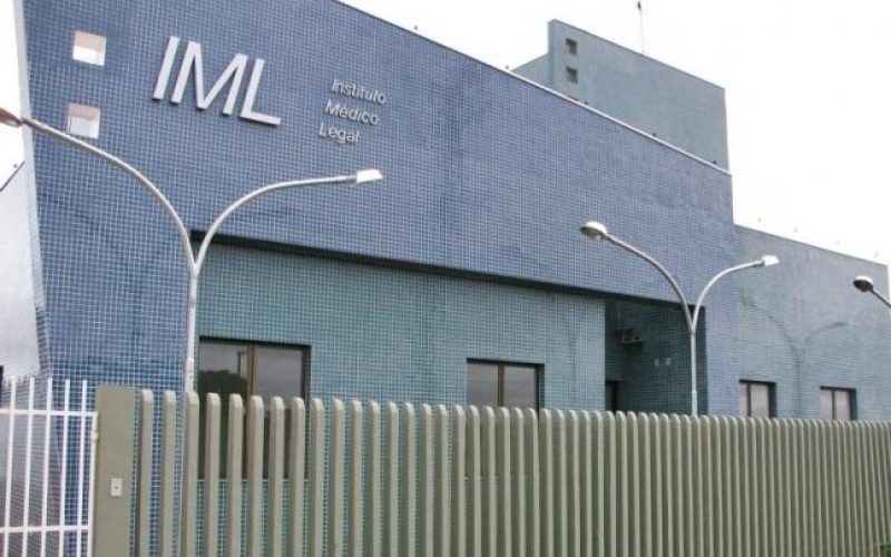 Homens brigam na rua em Toledo. Um morre esfaqueado