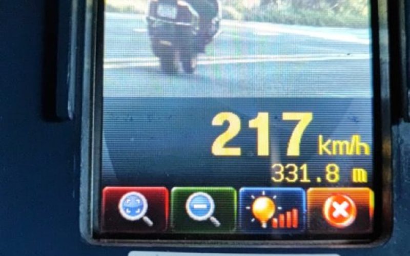 Operação Radar na PR-317: Motociclista é flagrado a 217 km/h