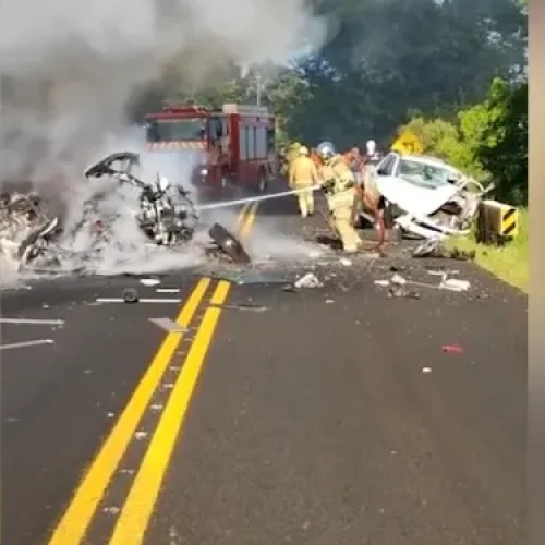 Homem morre carbonizado em acidente