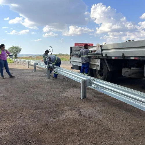 Fechamento de acesso em Mercedes preocupa a população