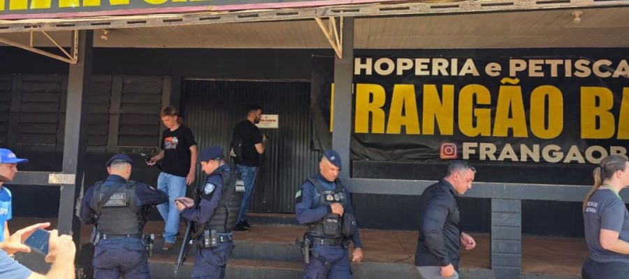 Bar Frangão é interditado e oficina recebe prazo para mudar de local em operação em Toledo