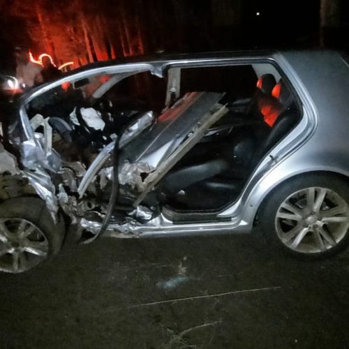 Colisão frontal deixa dois feridos na PR-317 em Toledo