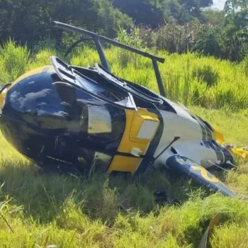 Helicóptero da PM cai no interior de Matelândia