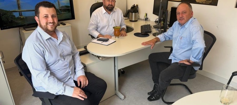 Secretário Marcelo Biesdorf destaca agendas em Curitiba e confirma arquibancada coberta para a Pista do Arrancadão de Tratores