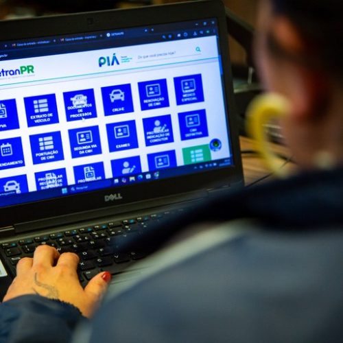 PRF alerta para golpes em pagamentos de taxas veiculares com sites clonados e mensagens falsas
